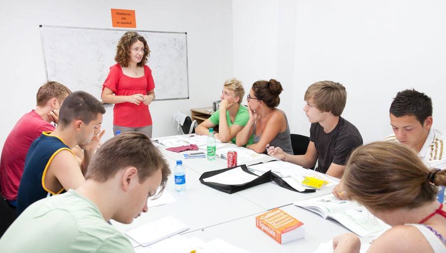 Profitez de votre stage d'insertion professionnelle pour suivre une formation en langue à l'étranger.